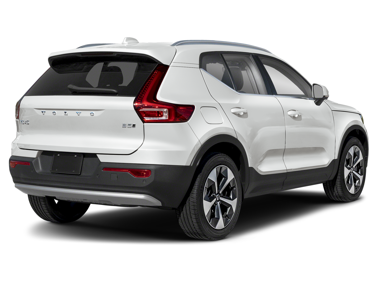 2024 Volvo XC40 B5 Plus Dark Theme