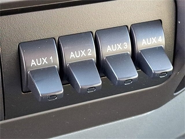 2021 Ford F-750SD Base