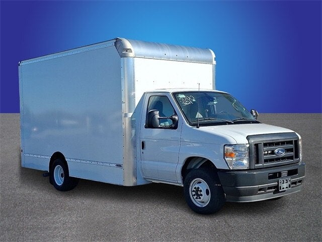 2024 Ford E-450SD 14' BOX TRUCK DRW