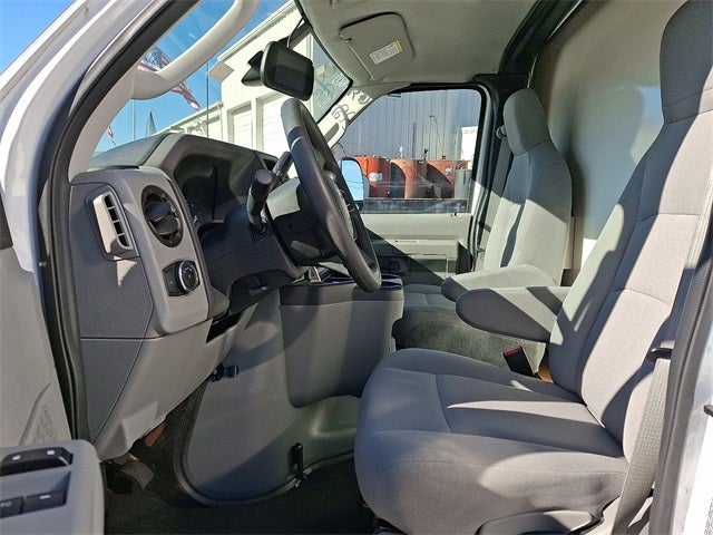 2024 Ford E-450SD 14' BOX TRUCK DRW