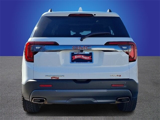2022 GMC Acadia AT4