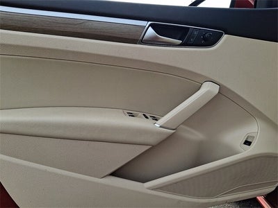 2018 Volkswagen Passat 2.0T SE