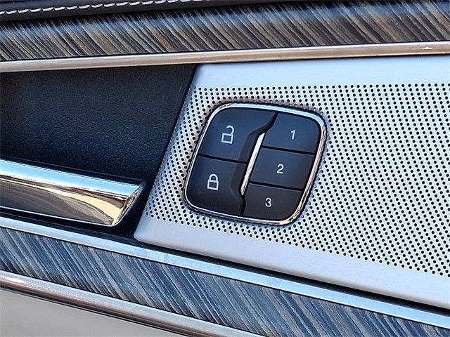 2019 Lincoln Nautilus Black Label