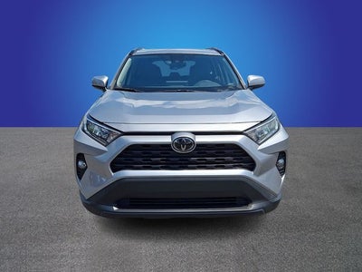2020 Toyota RAV4 XLE
