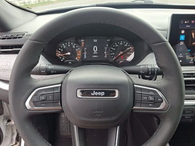 2023 Jeep Compass Latitude Lux