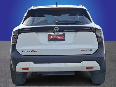 2025 Nissan Kicks SR