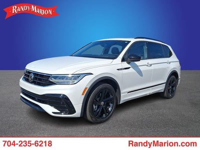 2024 Volkswagen Tiguan 2.0T SE R-Line Black