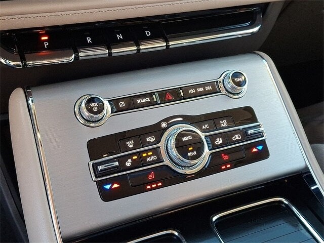 2023 Lincoln Aviator Standard