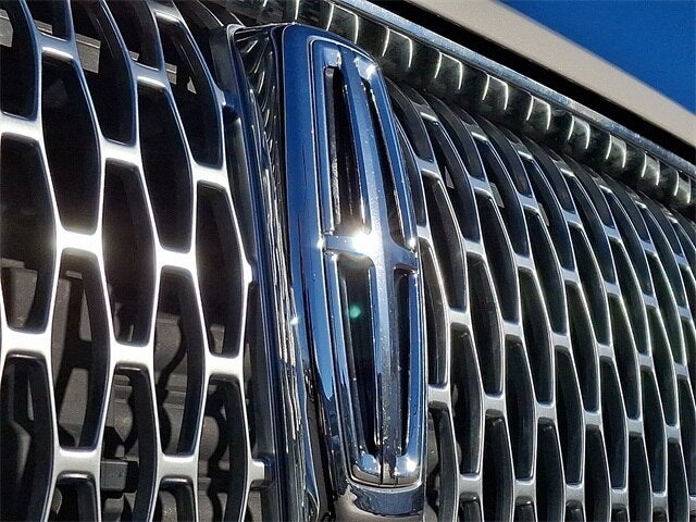 2023 Lincoln Aviator Standard