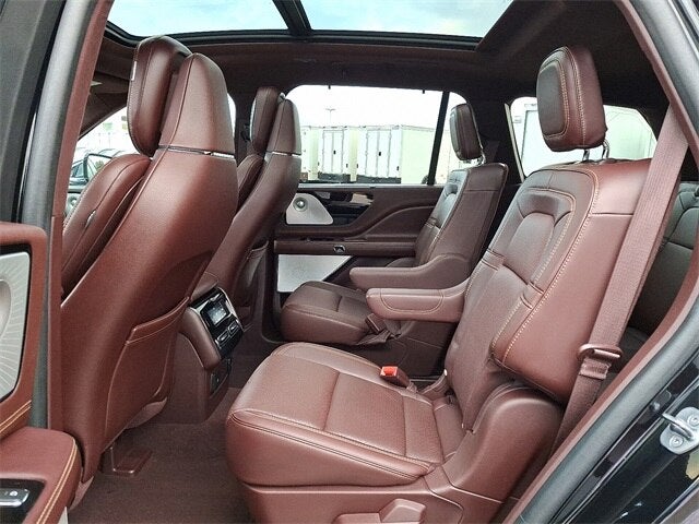 2022 Lincoln Aviator Black Label