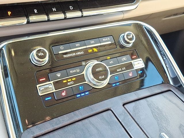 2024 Lincoln Navigator Premiere