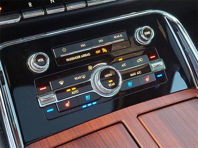 2024 Lincoln Navigator Premiere