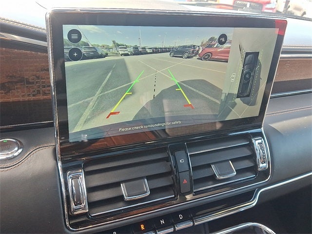 2022 Lincoln Navigator Black Label