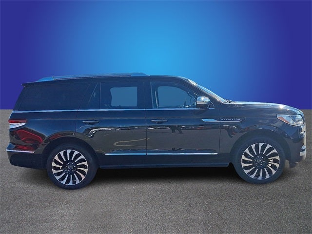 2022 Lincoln Navigator Black Label
