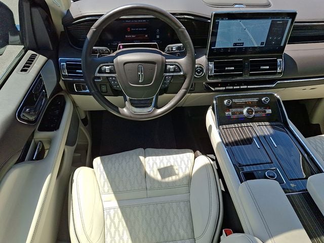2024 Lincoln Navigator L Black Label