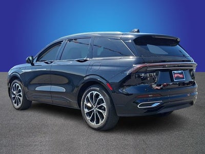 2025 Lincoln Nautilus Reserve