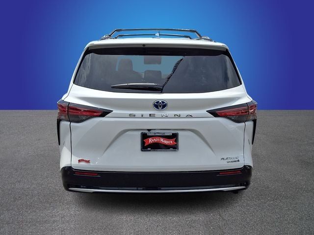 2023 Toyota Sienna Platinum 7 Passenger