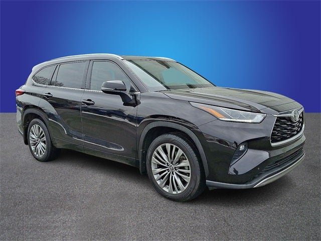 2022 Toyota Highlander Platinum