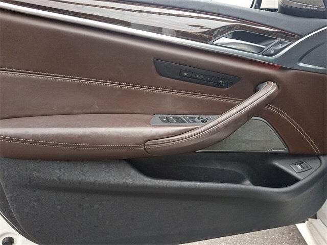 2019 BMW 5 Series 540i