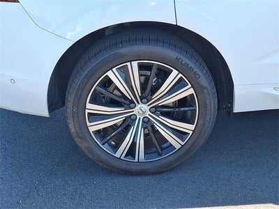 2023 Volvo XC60 B6 Ultimate Bright Theme