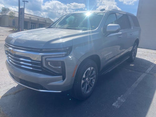 2025 Chevrolet Suburban LT