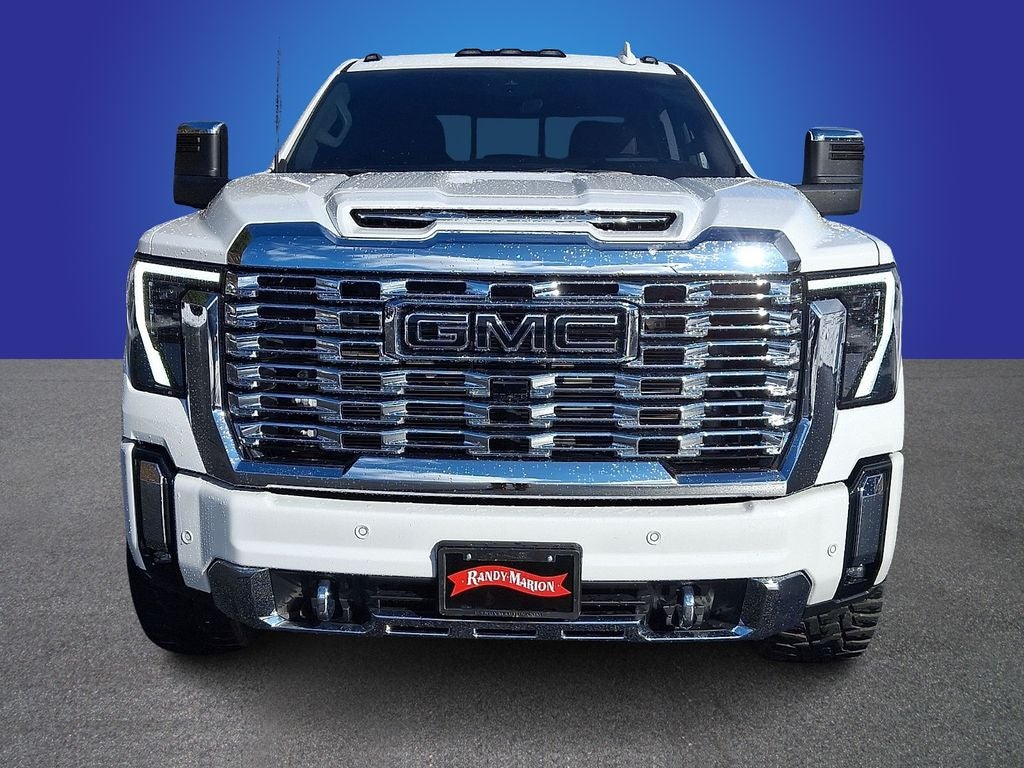 2025 GMC Sierra 2500HD Denali