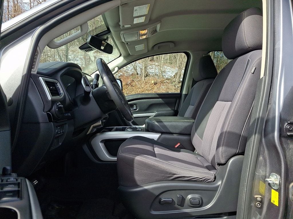 2021 Nissan Titan SV