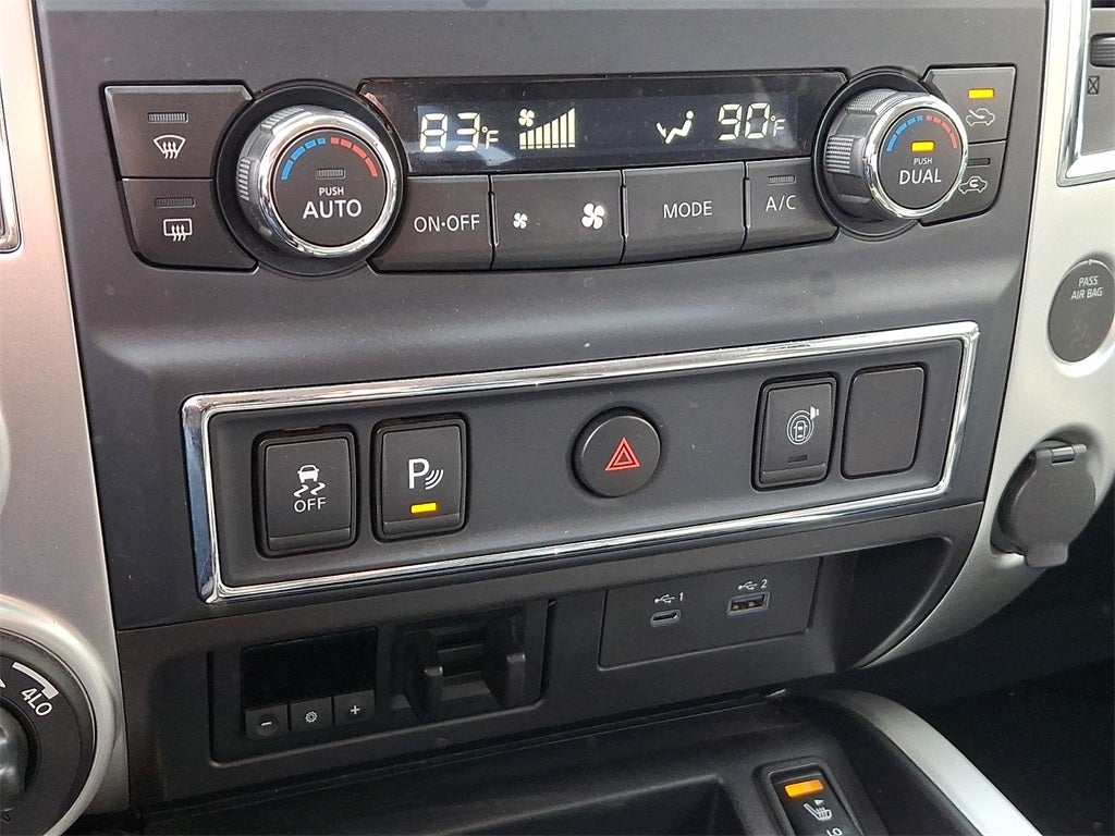 2021 Nissan Titan SV