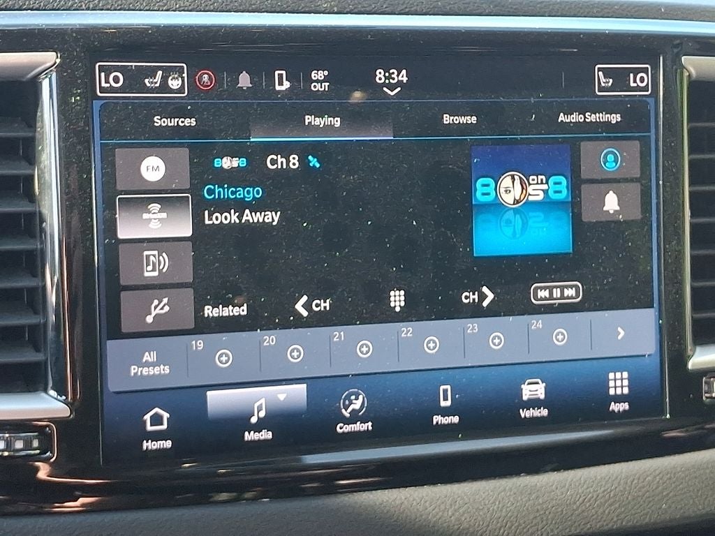 2024 Chrysler Pacifica Touring L