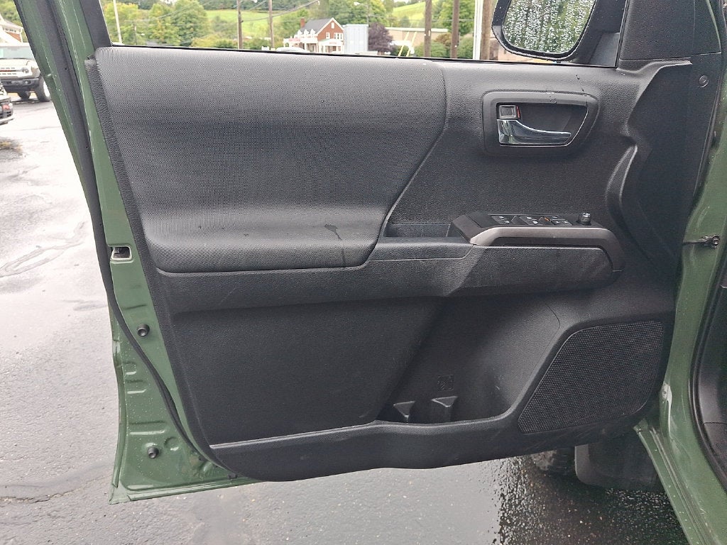 2021 Toyota Tacoma TRD Sport V6