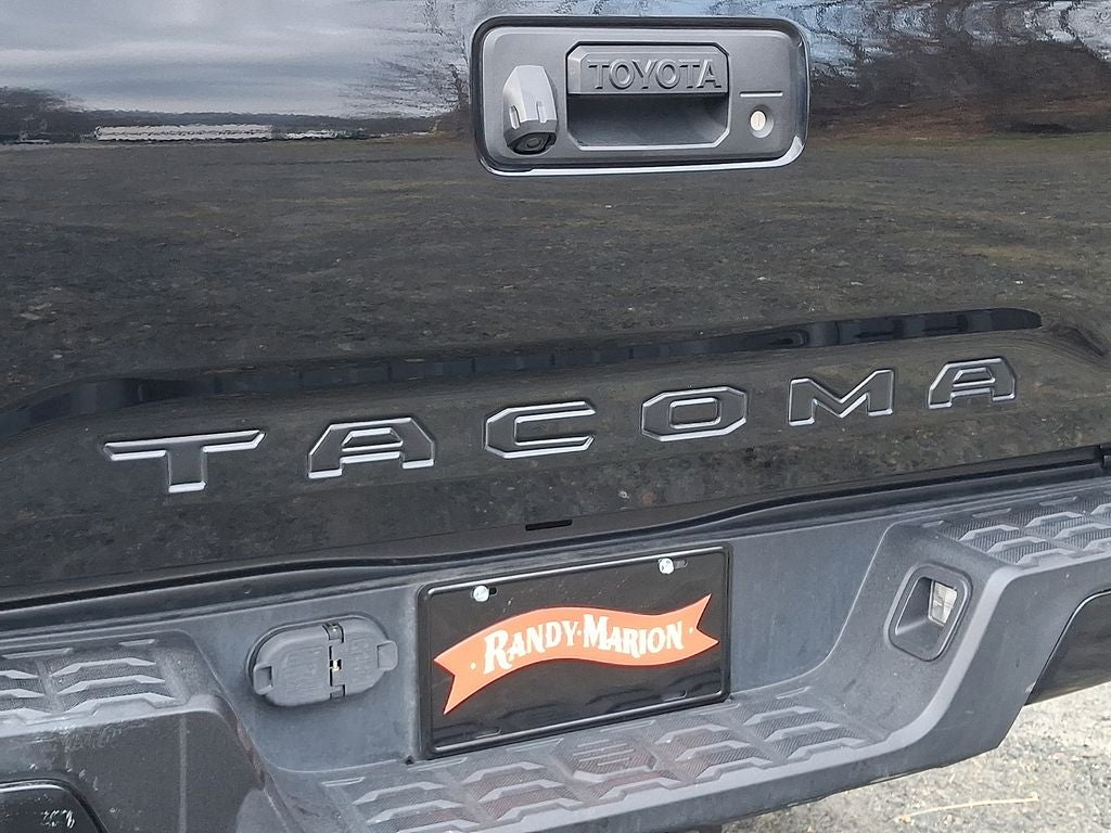2018 Toyota Tacoma SR V6
