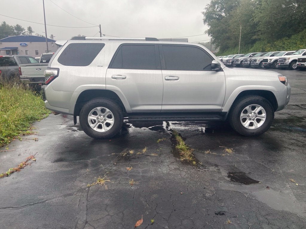 2022 Toyota 4Runner SR5