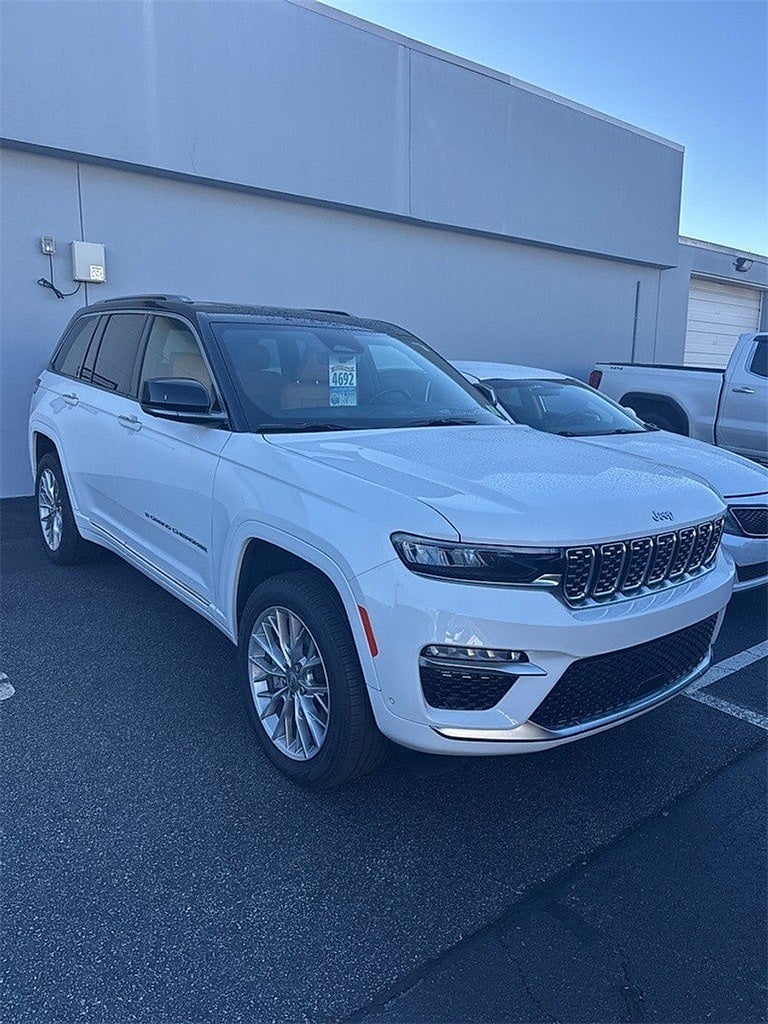 2022 Jeep Grand Cherokee Summit 4x4