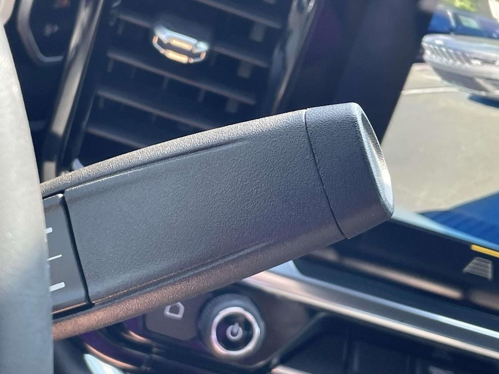 2026 Chevrolet Silverado 3500HD Crew Cab, Long Bed, LT Dual Rear Wheel, RWD