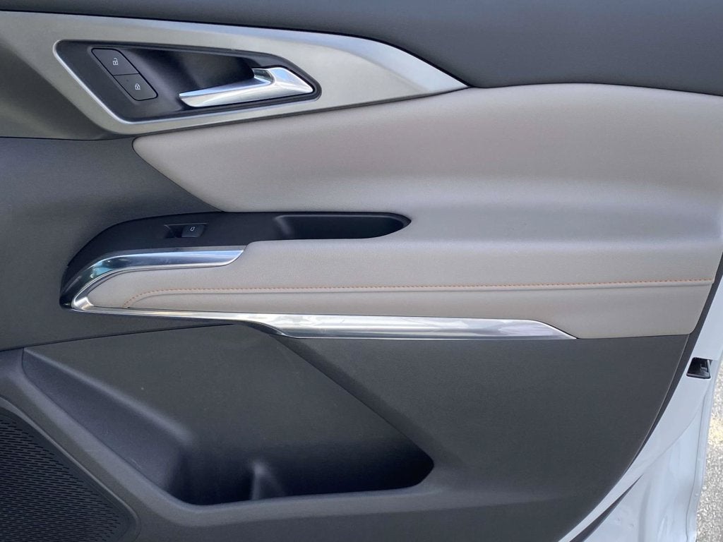 2025 Chevrolet Traverse FWD LT
