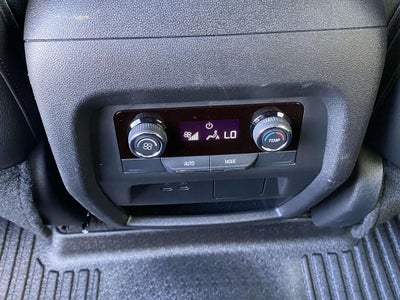 2025 Chevrolet Traverse FWD LT