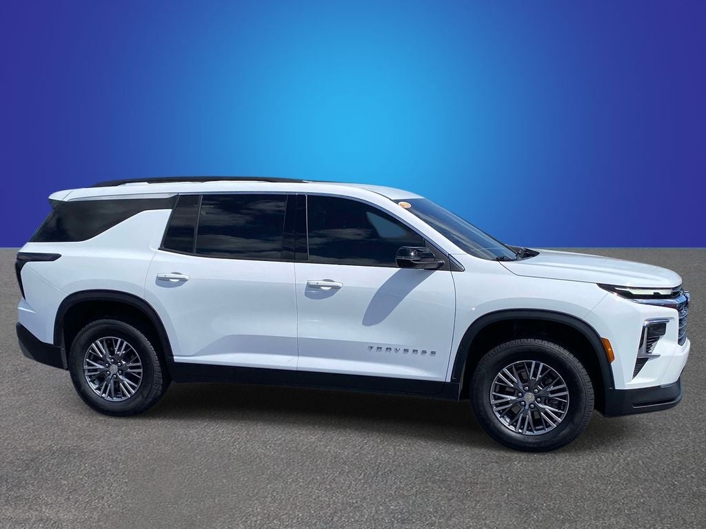 2025 Chevrolet Traverse FWD LT