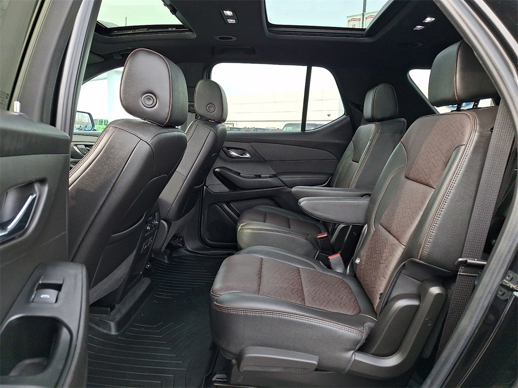 2023 Chevrolet Traverse AWD High Country