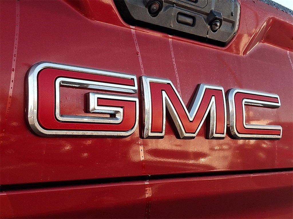 2026 GMC Sierra 1500 Crew Cab, Short Bed, AT4, 4WD