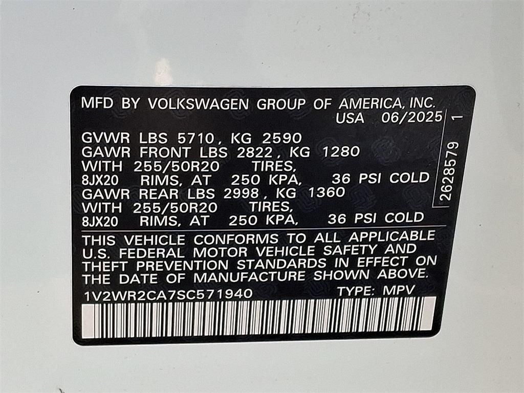 2025 Volkswagen Atlas 2.0T SE w/Technology