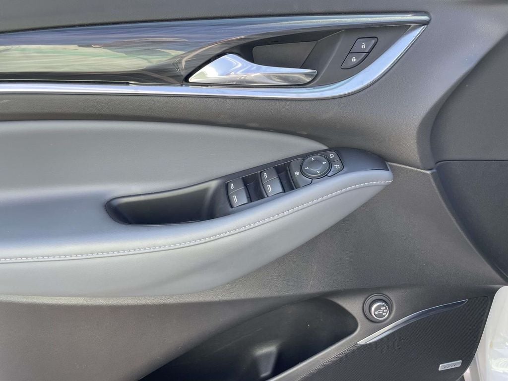 2024 Buick Enclave Essence AWD