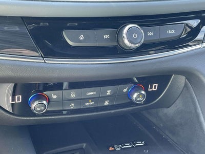 2024 Buick Enclave Essence AWD