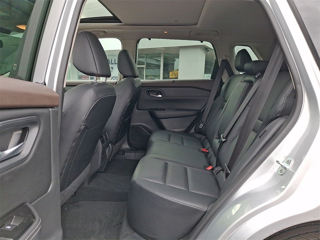 2023 Nissan Rogue SV FWD