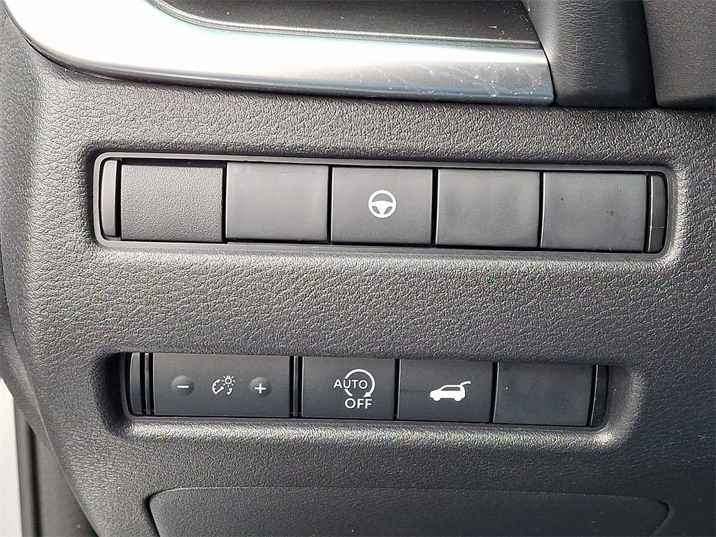 2023 Nissan Rogue SV FWD