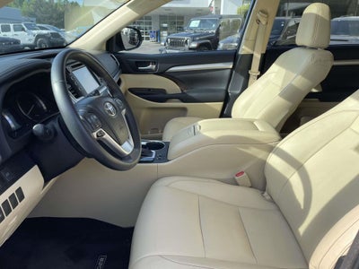 2014 Toyota Highlander XLE V6