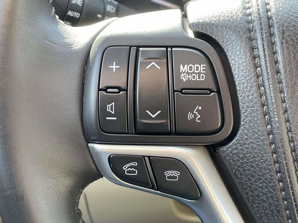 2014 Toyota Highlander XLE V6