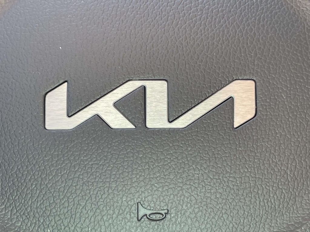 2025 Kia Sorento LX