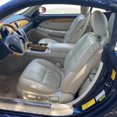 2005 Lexus SC 430