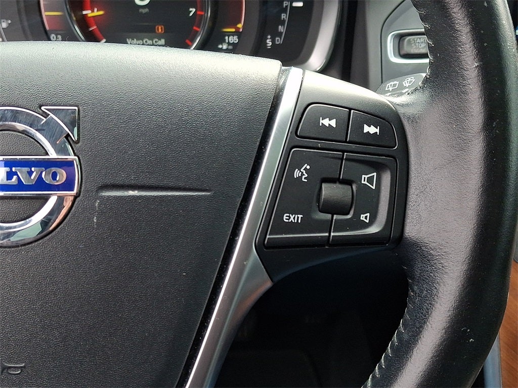 2017 Volvo XC60 T5 Inscription