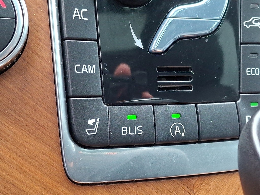 2017 Volvo XC60 T5 Inscription